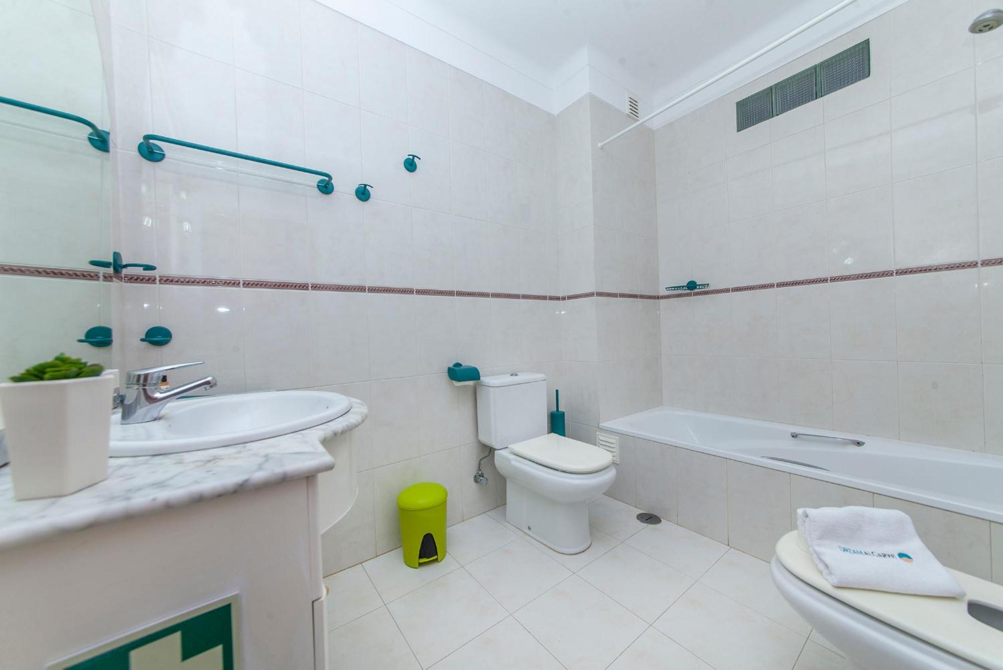 P - Meia-Praia Seaview Guesthouse Лагуш Номер фото
