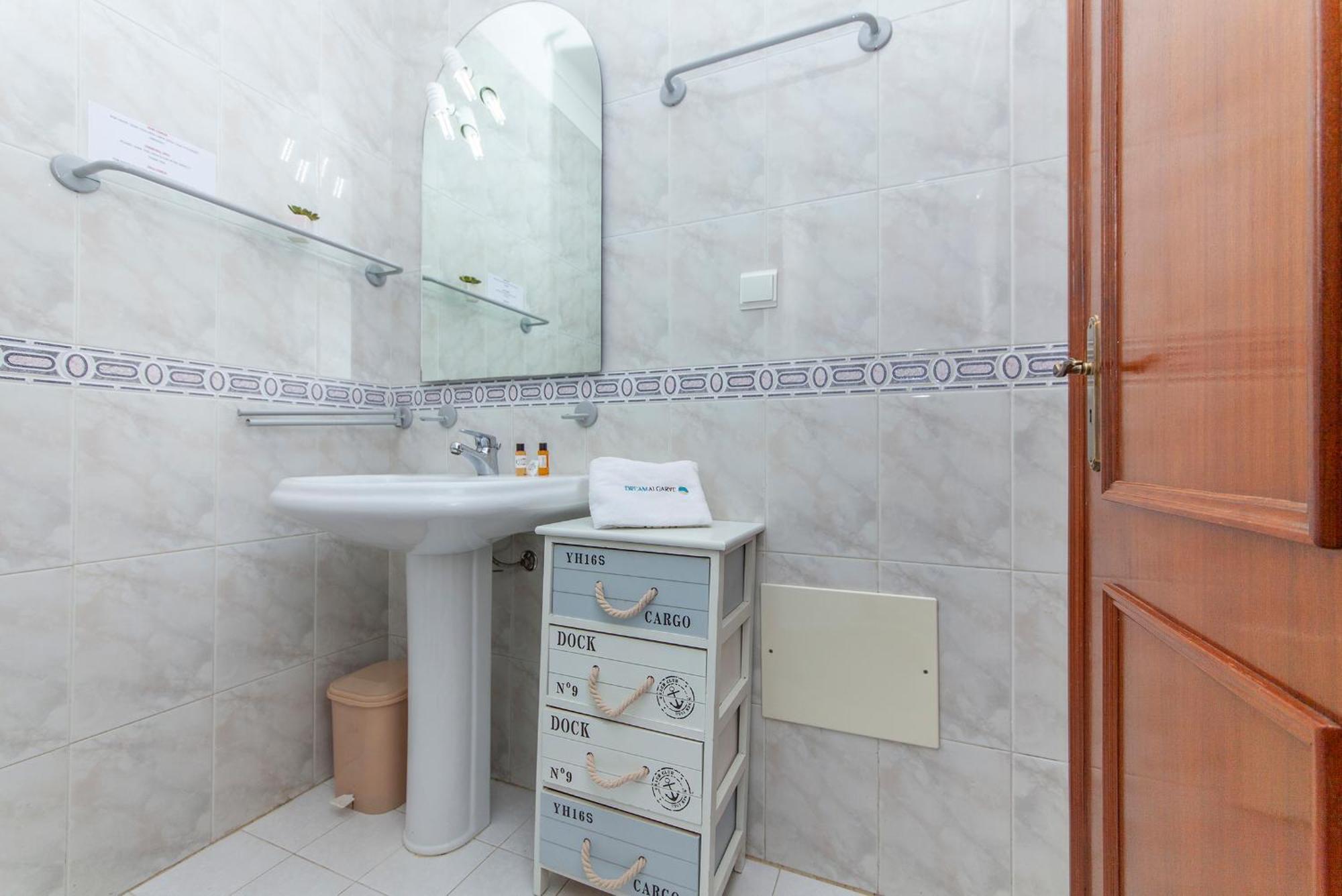 P - Meia-Praia Seaview Guesthouse Лагуш Номер фото